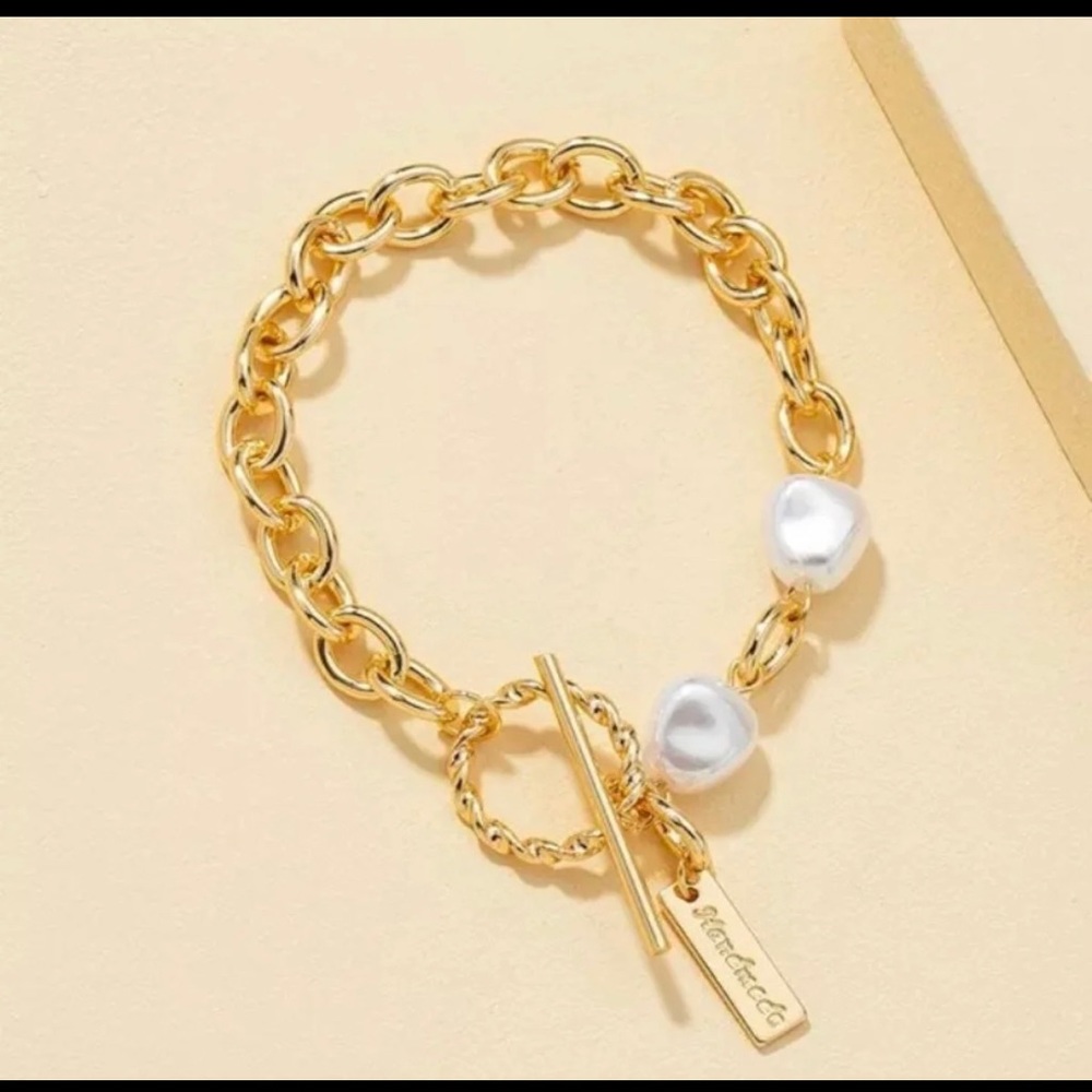 14K Gold Filled Round Simulated Pearl Beaded Bracelet  7.5"